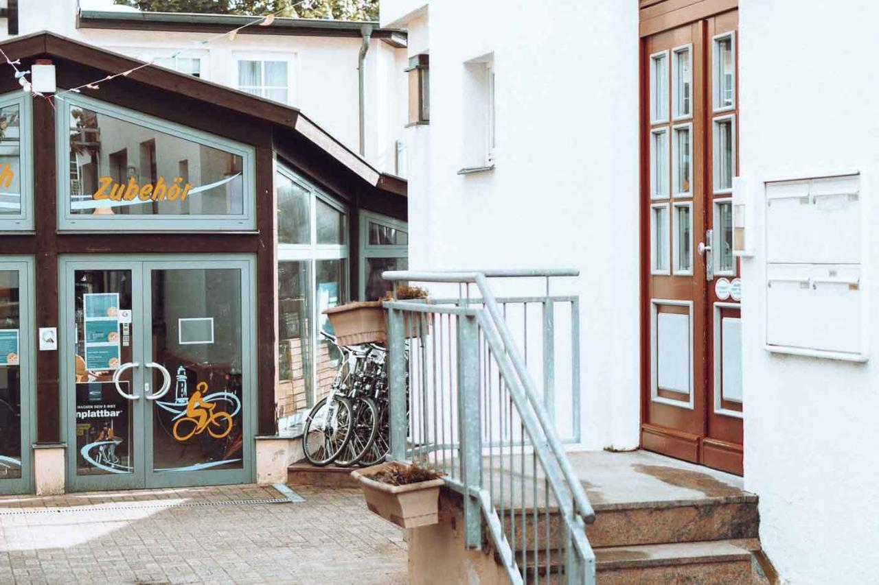 Apartmenthaus Chrischanshof Rostock Buitenkant foto