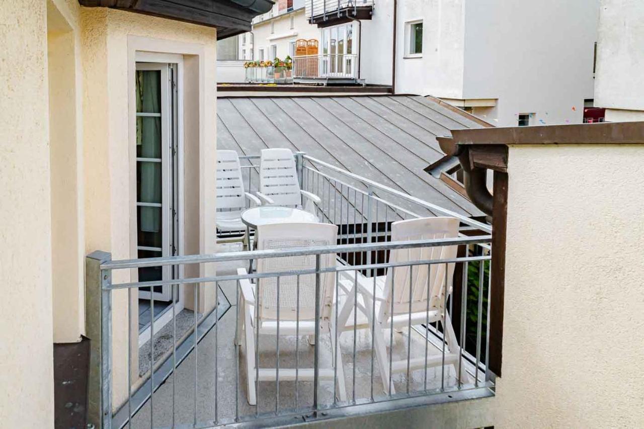 Apartmenthaus Chrischanshof Rostock Buitenkant foto