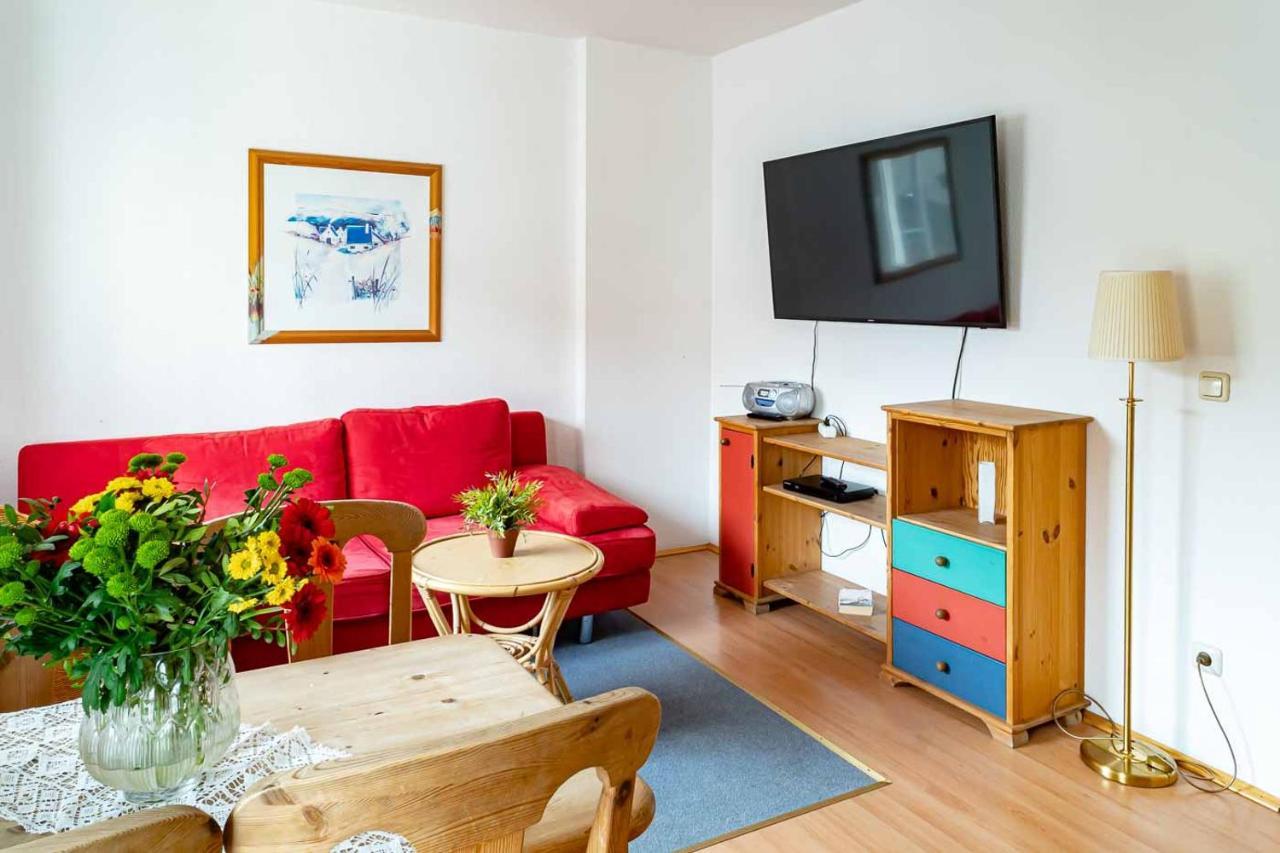 Apartmenthaus Chrischanshof Rostock Buitenkant foto